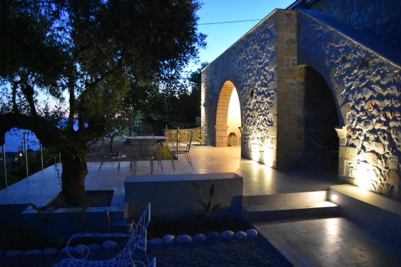 Athina'S Stone House In Kardamyli Villa Exterior foto