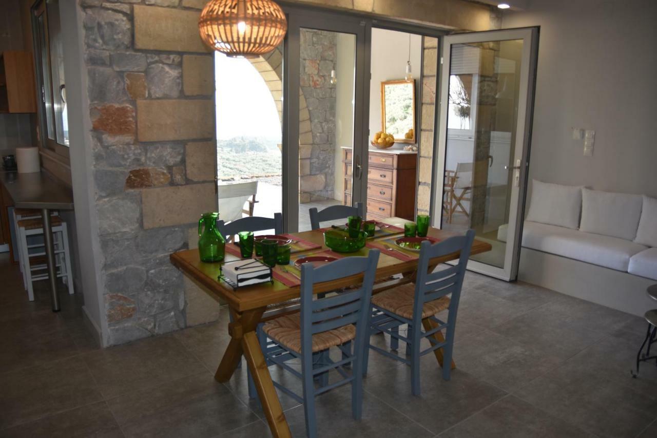 Athina'S Stone House In Kardamyli Villa Exterior foto